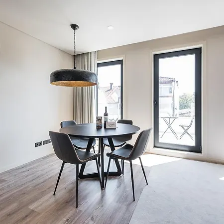 Lux Trendy Studio Oporto